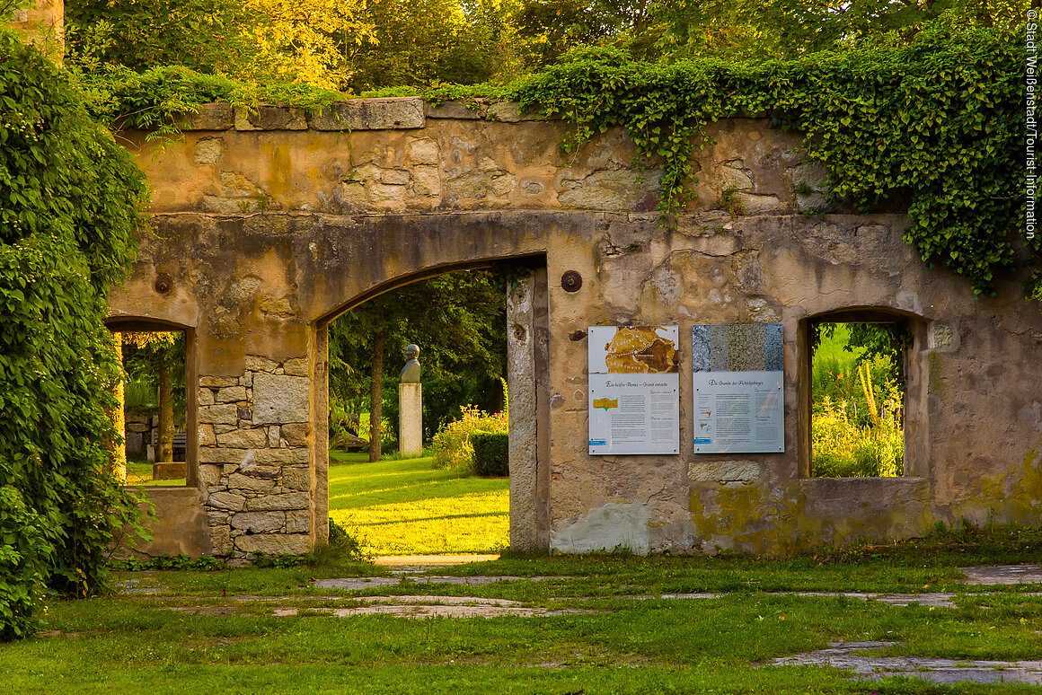 Historische Ruinen im Kurpark (Weißenstadt, Fichtelgebirge)