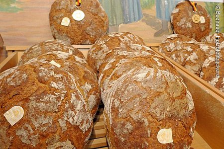 Brot der Buchauer Holzofenbäckerei (Pegnitz, Fränkische Schweiz)