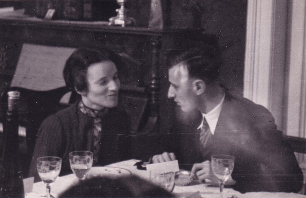 Frieda Waldmann und Fredy Davidsohn um 1934 auf einem Foto im Jüdischen Museum Franken