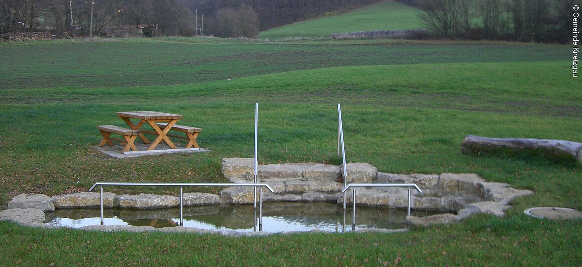 Kneipp-Tretbecken Eschenau (Knetzgau, Steigerwald)