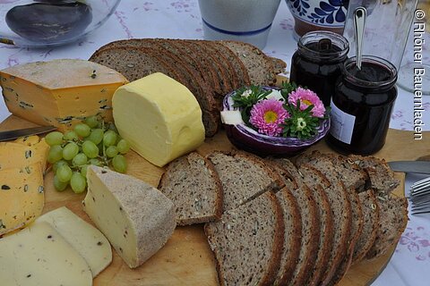 Herzhafte Brotzeit (Fladungen, Rhön)