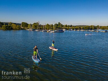 Stand Up Paddling am Altmühlsee (Fränkisches Seenland)