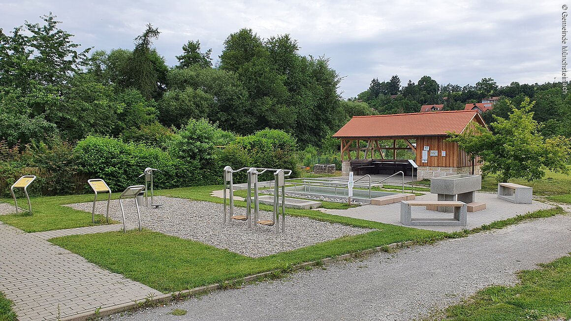 Kneipp-Anlage am "Platz der Generationen" (Münchsteinach, Steigerwald)