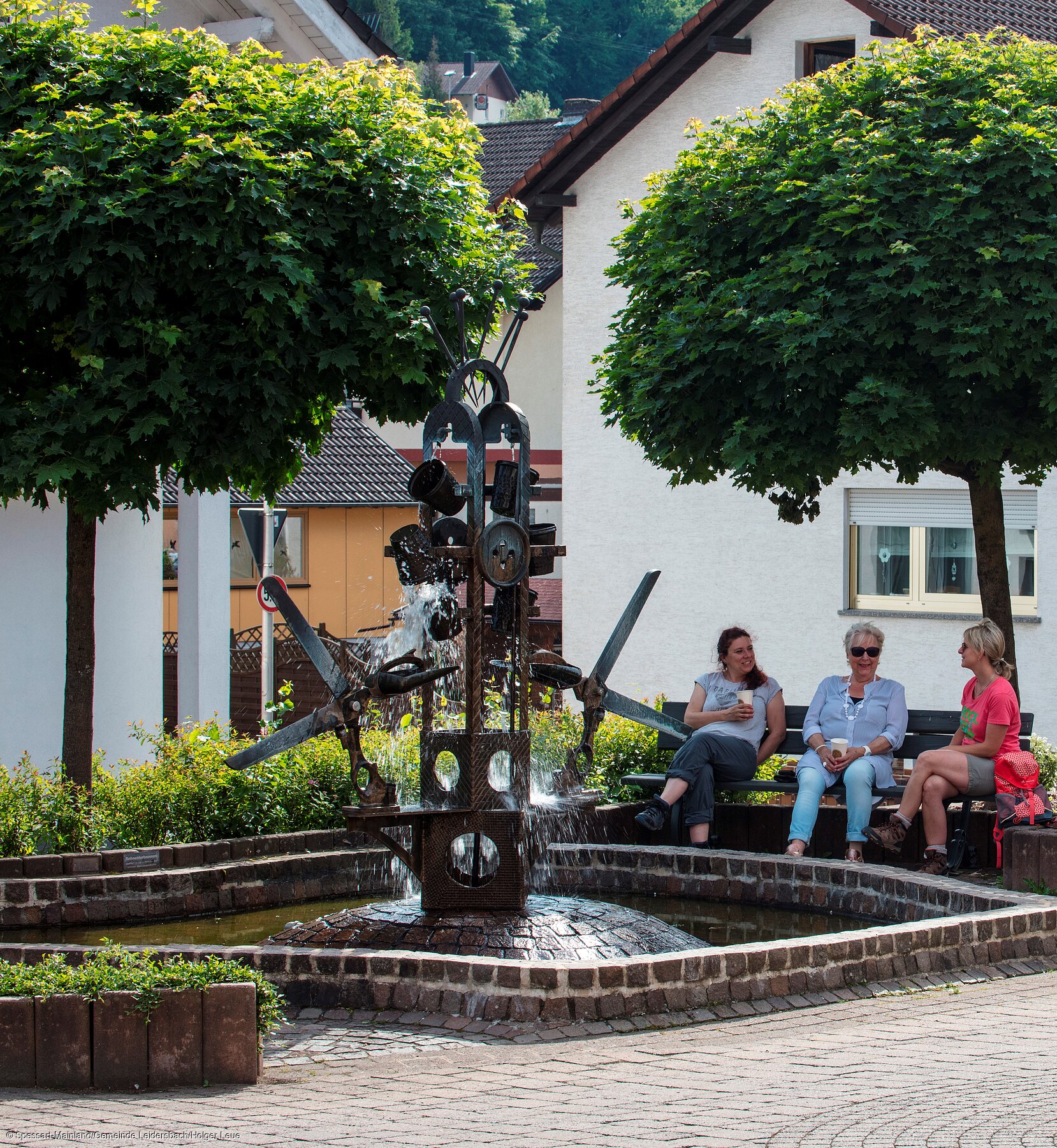 Schneiderbrunnen (Leidersbach, Spessart-Mainland) Schneiderbrunnen (Leidersbach, Spessart-Mainland)