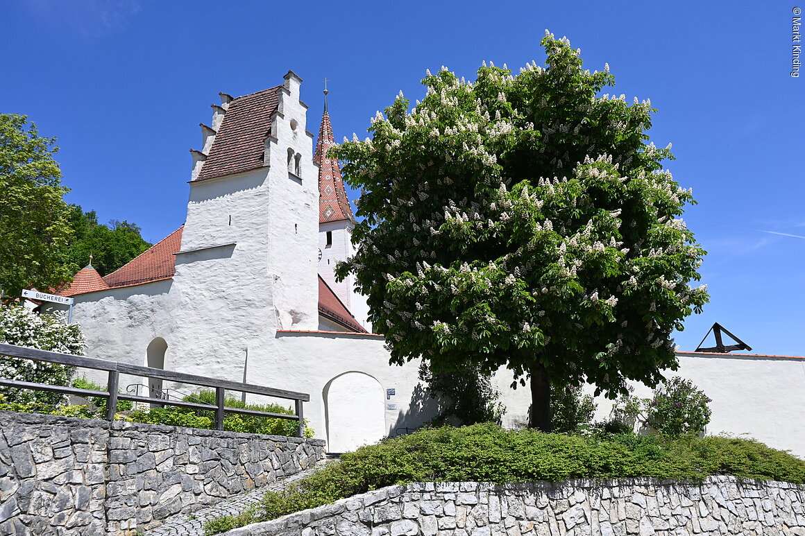 Kirchenburg (Kinding, Naturpark Altmühltal)