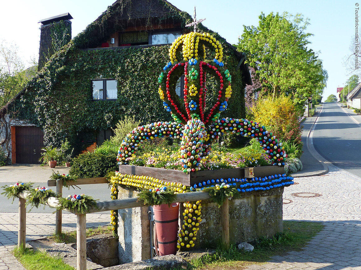 Osterbrunnen in Heiligenstadt (Heiligenstadt, Fränkische Schweiz)