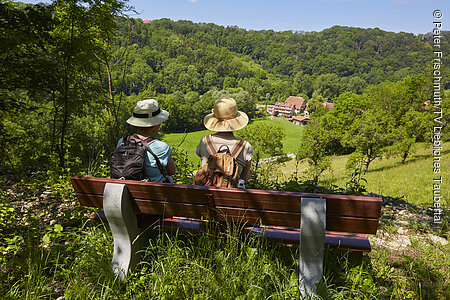 Rast auf dem Taubertal Panoramawanderweg