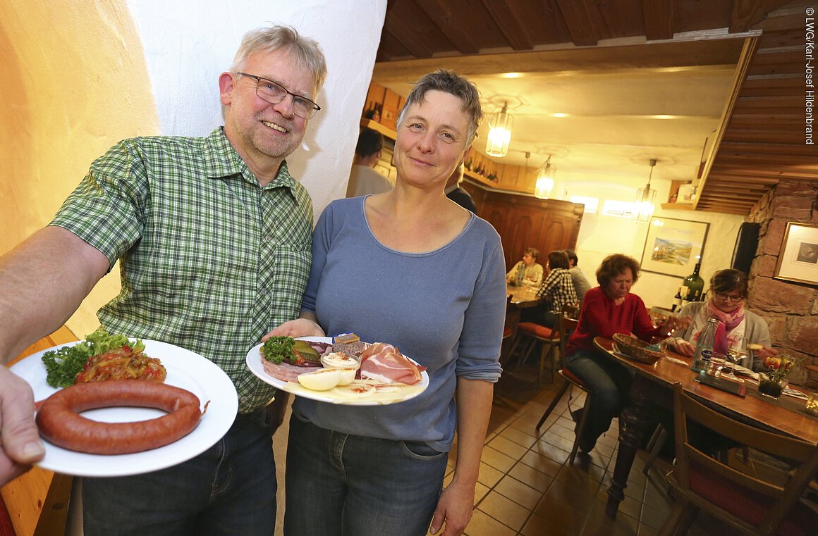 Heckenwirtschaft im Weingut Knapp (Miltenberg, Spessart-Mainland)