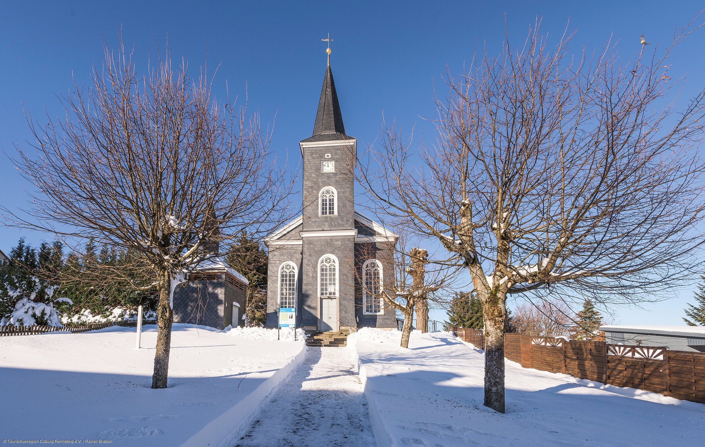 Winterliche Kirche (Coburg.Rennsteig) Winterliche Kirche (Coburg.Rennsteig)
