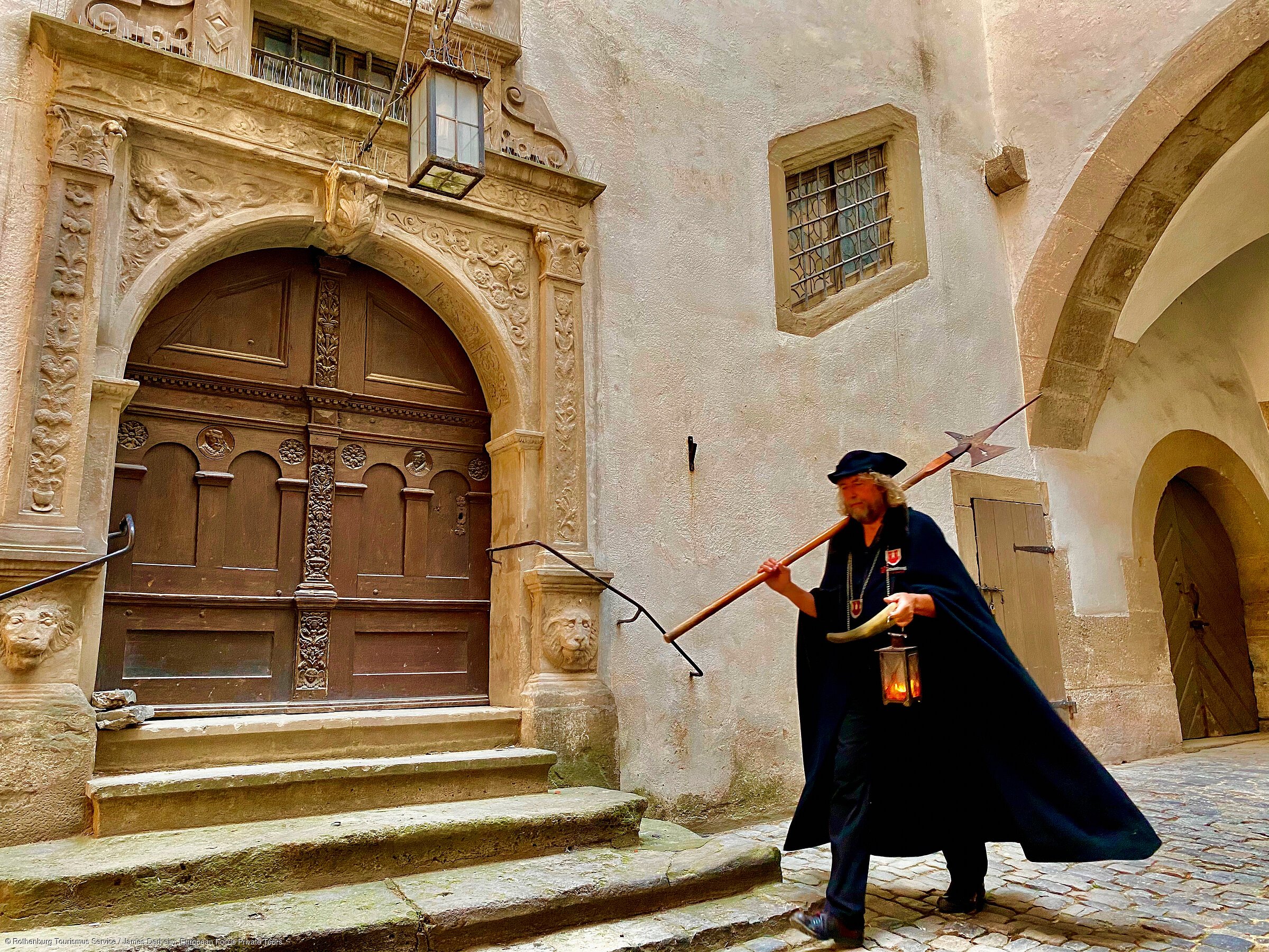 Nachtwächter (Rothenburg o. d. Tauber, Romantisches Franken) Nachtwächter (Rothenburg o. d. Tauber, Romantisches Franken)