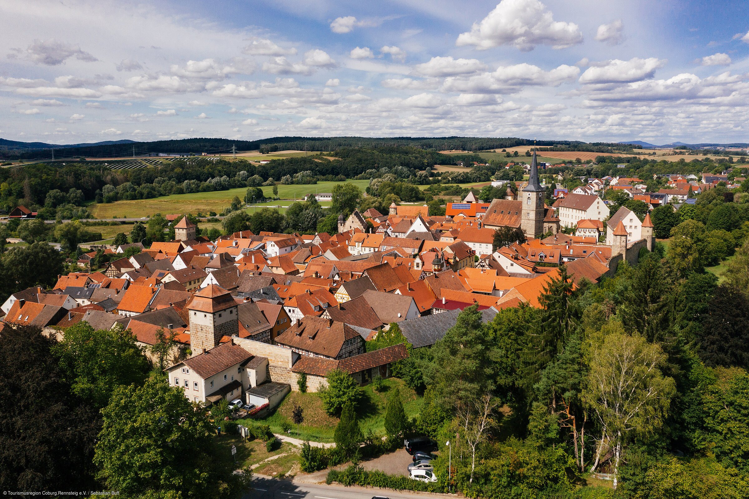 Panoramablick über Seßlach (Seßlach, Coburg.Rennsteig) Panoramablick über Seßlach (Seßlach, Coburg.Rennsteig)