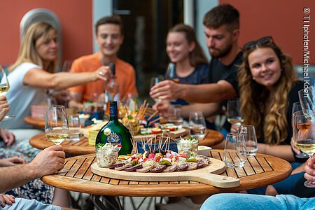 Brotzeit in der Vinothek (Iphofen, Fränkisches Weinland)