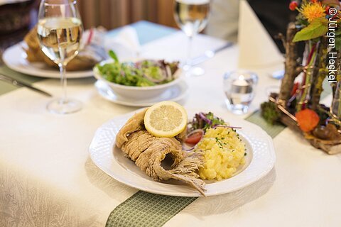 Karpfenfilet gebacken