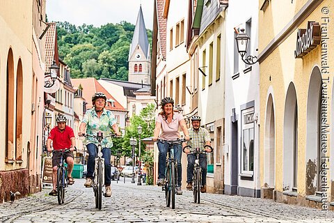 Radfahren in der Kulmbacher Altstadt (Kulmbach/Frankenwald)