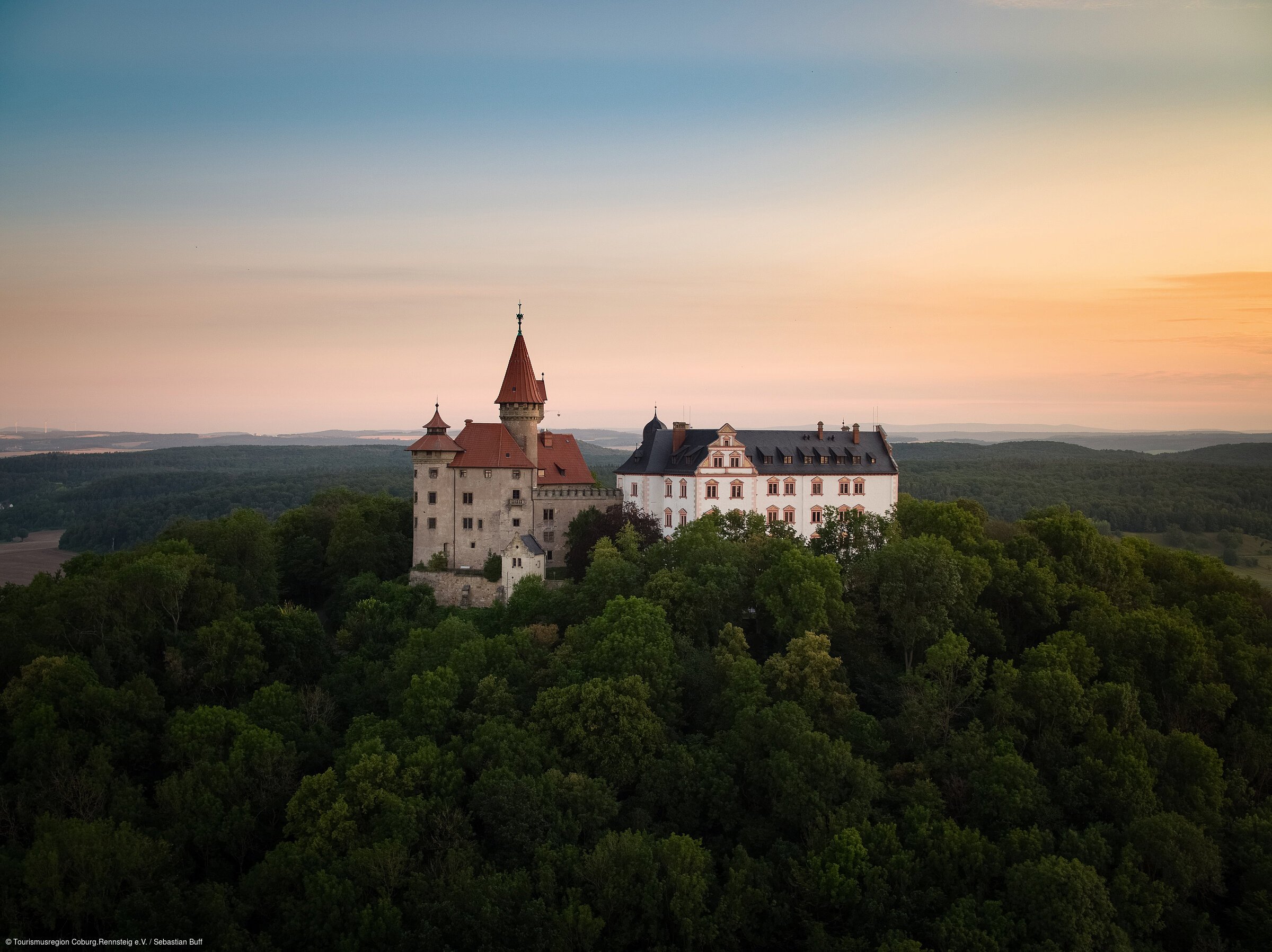 Luftaufnahme Veste Heldburg (Coburg.Rennsteig) Luftaufnahme Veste Heldburg (Coburg.Rennsteig)
