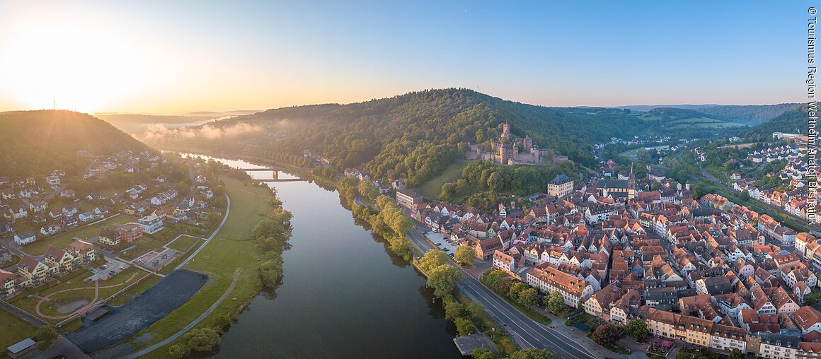 Stadtansicht (Wertheim, Liebliches Taubertal) Stadtansicht (Wertheim, Liebliches Taubertal)