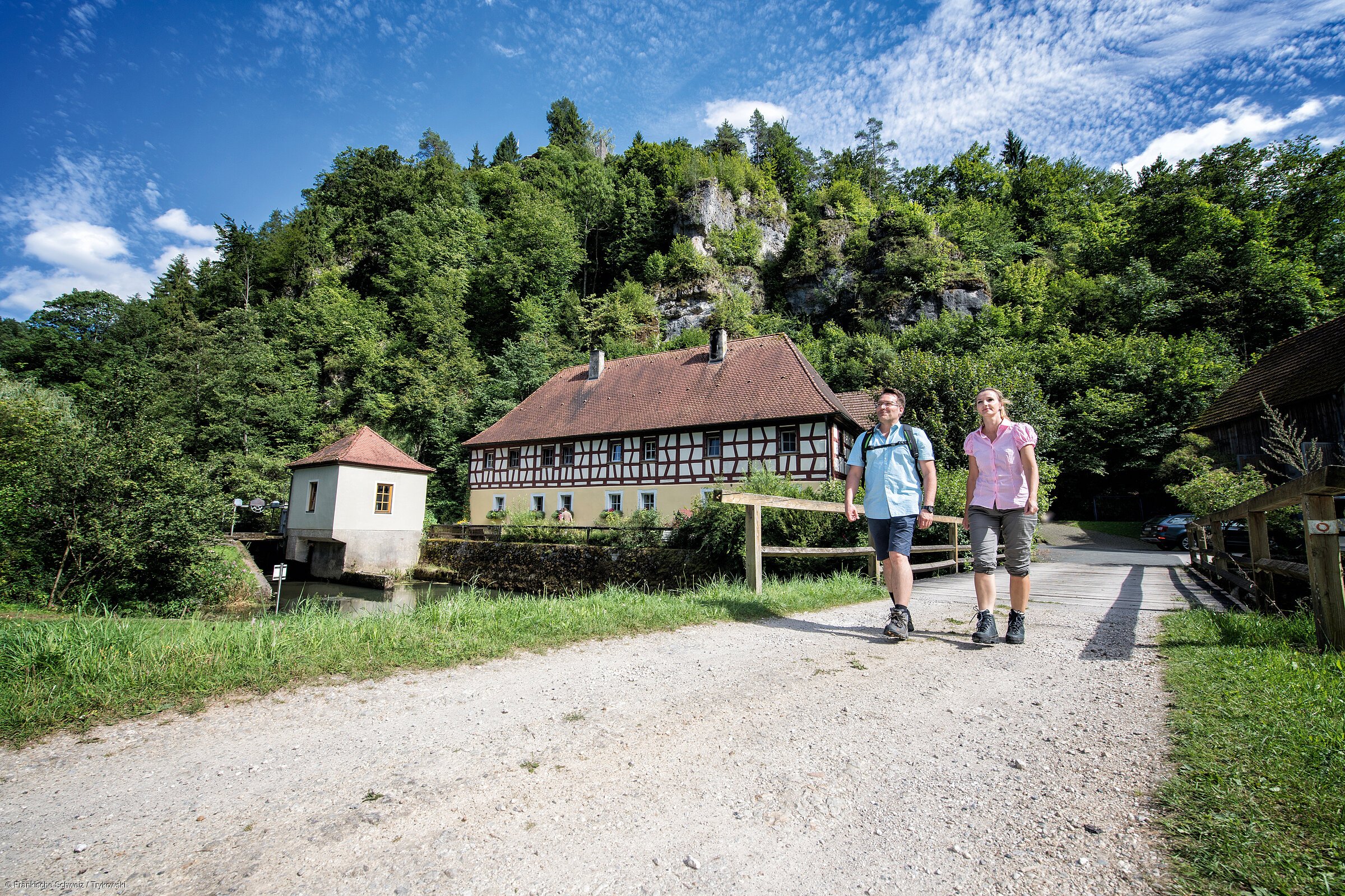 Wanderung an der Rabenecker Mühle (Waischenfeld, Fränkische Schweiz) Wanderung an der Rabenecker Mühle (Waischenfeld, Fränkische Schweiz)