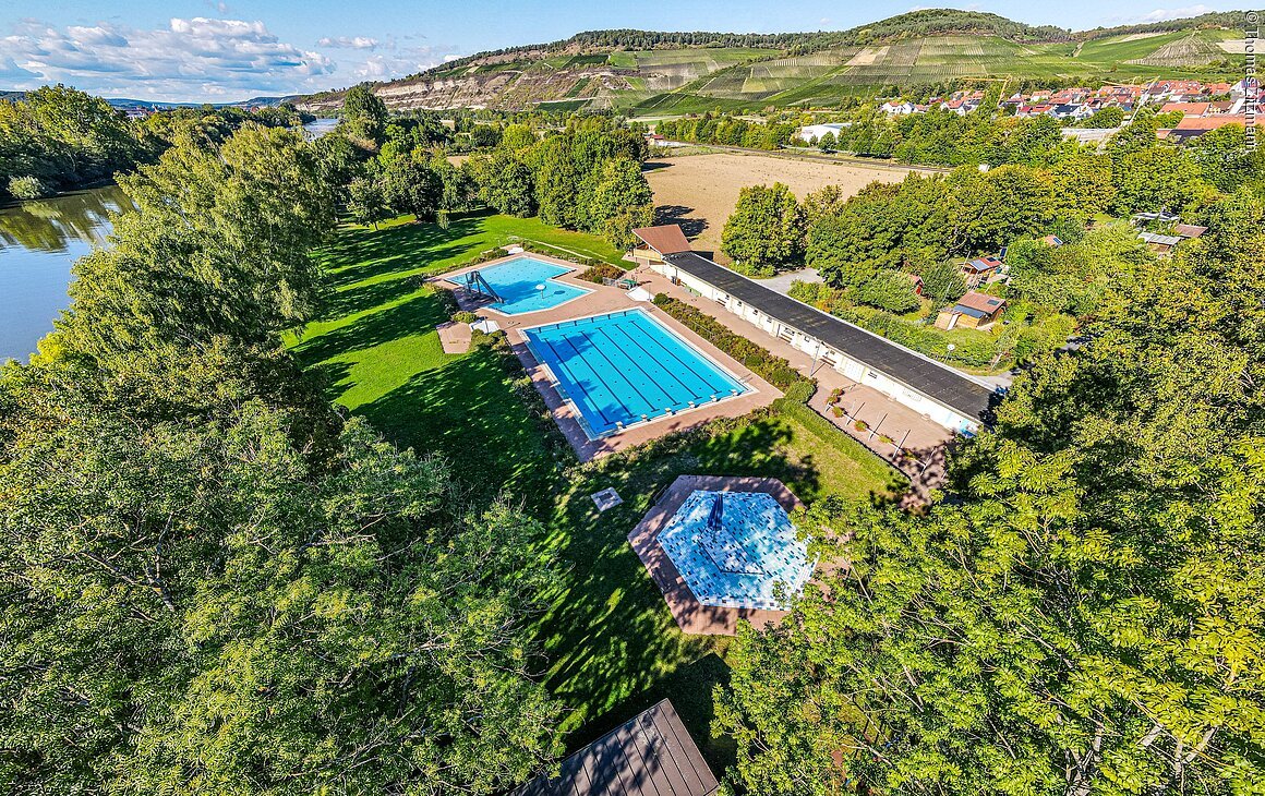 Freibad (Thüngersheim, Fränkisches Weinland)