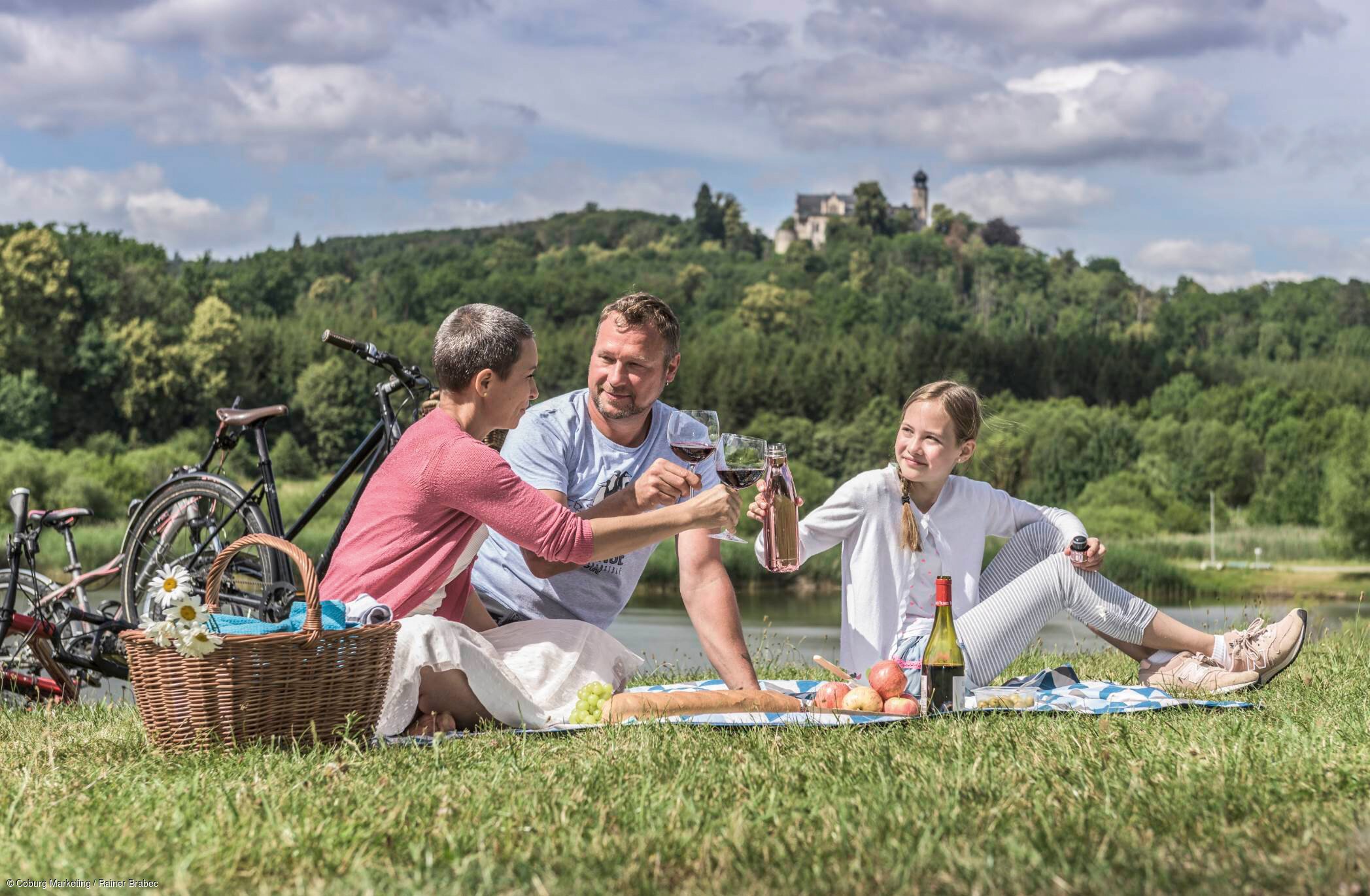 Picknick mit Familie am Goldbergsee