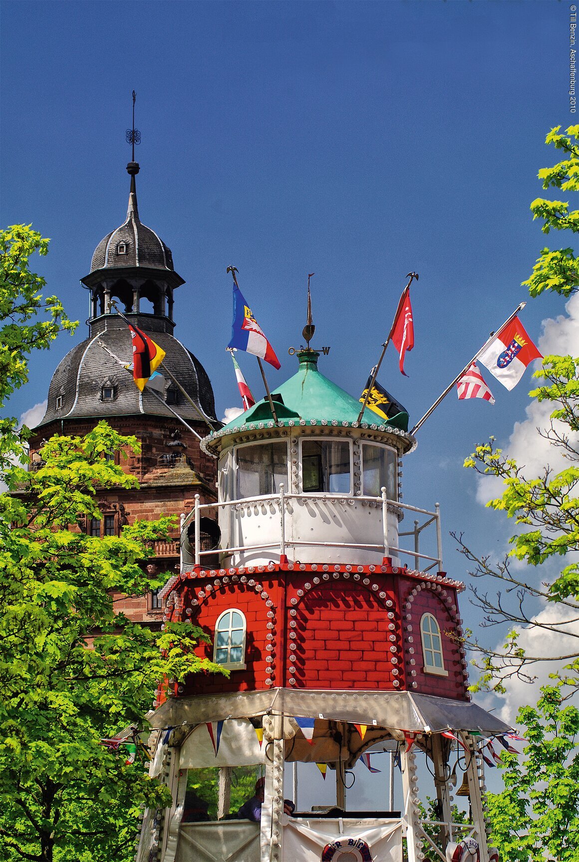 Original Hamburger Fischmarkt auf dem Schlossplatz Aschaffenburg