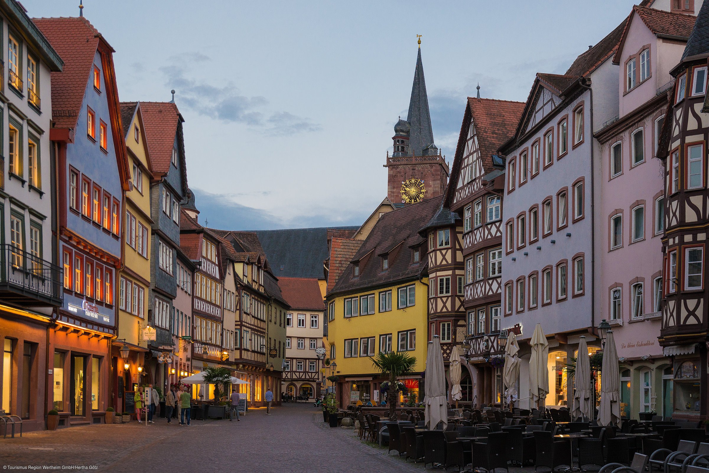 Marktplatz (Wertheim, Liebliches Taubertal) Marktplatz (Wertheim, Liebliches Taubertal)