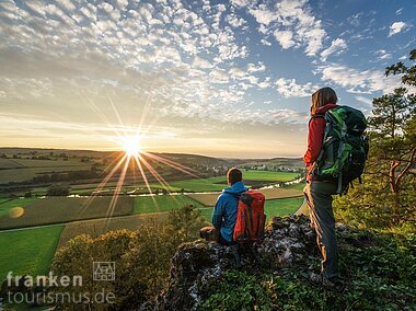 Sonnenuntergang auf den Burgsteinfelsen