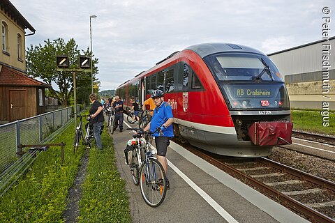 Fahrradmitnahme in den Zuegen der Westfrankenbahn