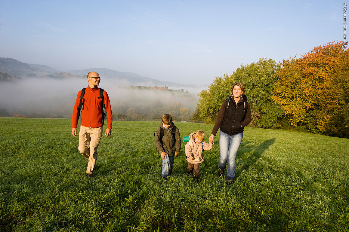 Wanderfamilie (bei Bessenbach, Spessart-Mainland)