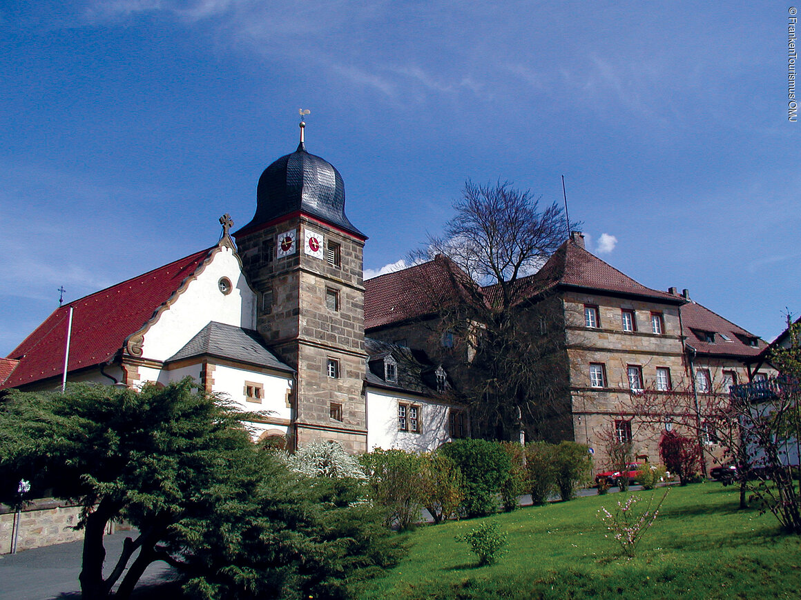 Evang. Kirche und Schloss (Redwitz a.d.Rodach, Obermain Jura) Evang. Kirche und Schloss (Redwitz a.d.Rodach, Obermain Jura)