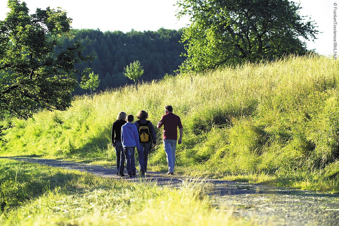 Familie beim Wandern,Johannesberg