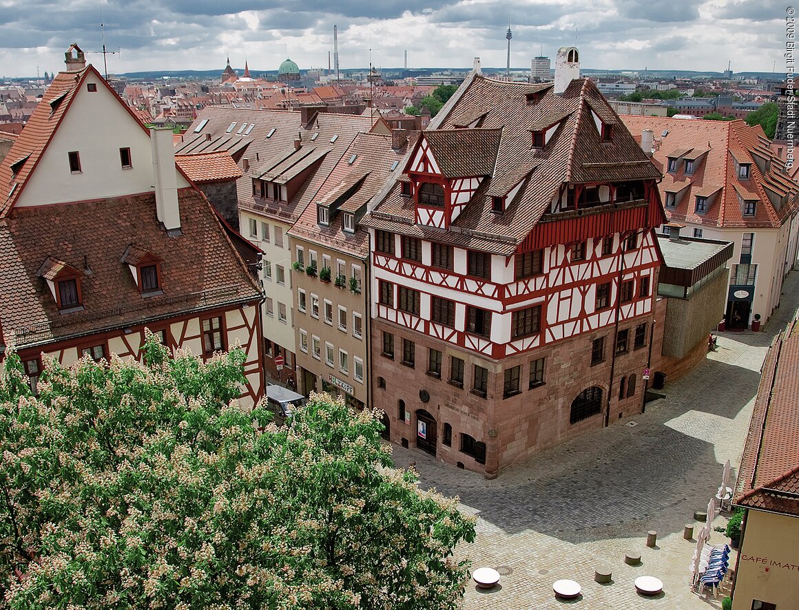 Nuernberg 4. Mai 2009: Blick von oben auf das Albrecht Duerer Haus und die Stadt Nuernberg. (Foto: Birgit Fuder/Stadt Nuernberg)