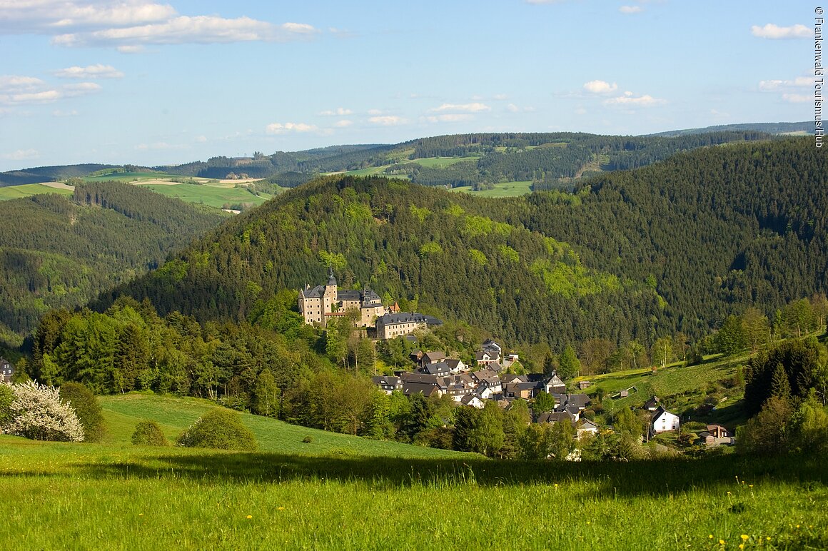 Blick auf Burg Lauenstein (Ludwigsstadt, Frankenwald)