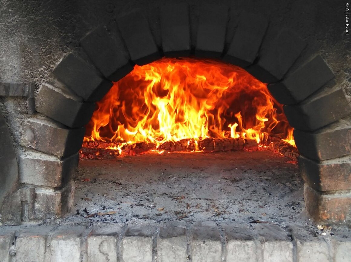 Brotbackofen Zeissler Event (Pretzfeld-Unterzaunsbach, Fränkische Schweiz)