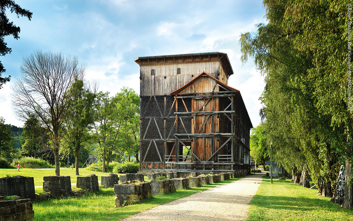 Gradierbau (Bad Kissingen, Rhön) Gradierbau (Bad Kissingen, Rhön)