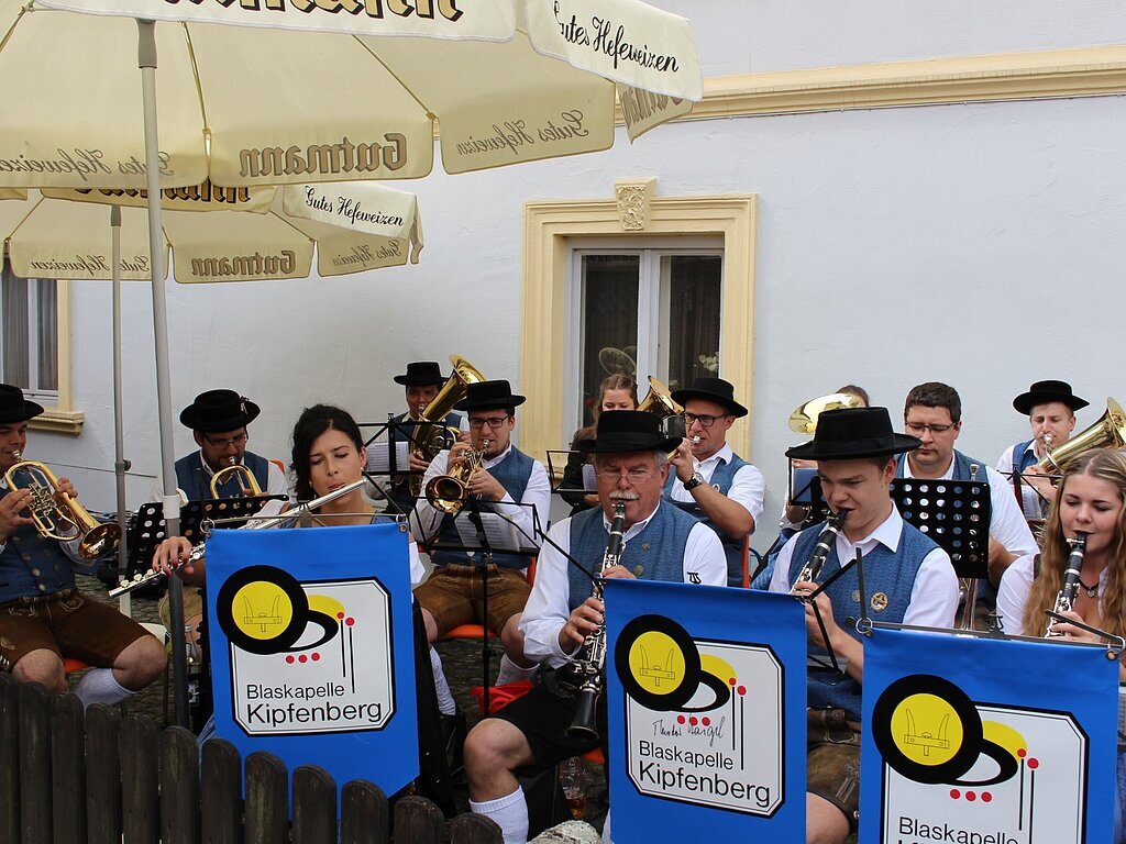 8923431_limesfest-2019_fruehschoppen_blaskapelle.jpg