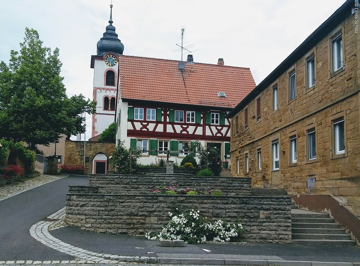 Kirchenburg Herrnsheim (Willanzheim, Fränkisches Weinland)